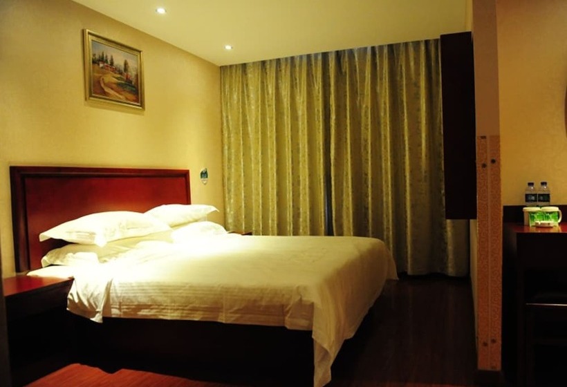 هتل Greentree Inn Ganzhou Sankang Temple Darunfa Express