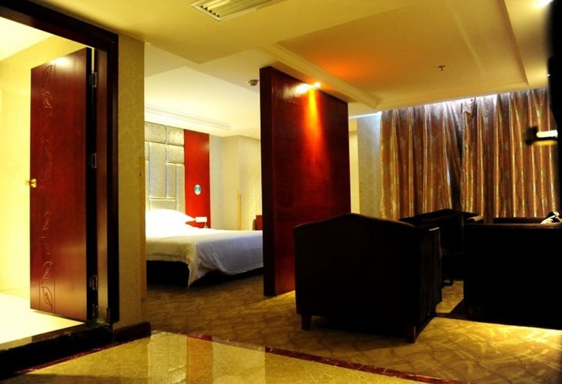 هتل Greentree Inn Ganzhou Sankang Temple Darunfa Express