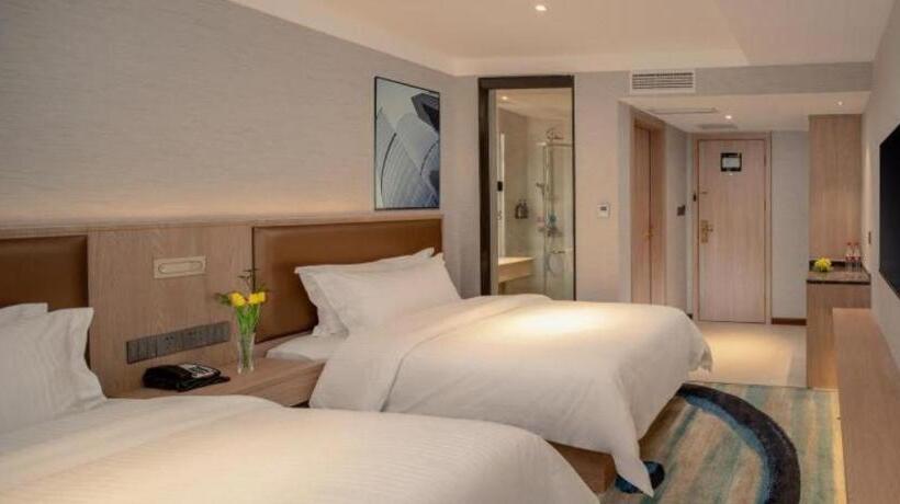 هتل Greentree Inn Ganzhou Sankang Temple Darunfa Express