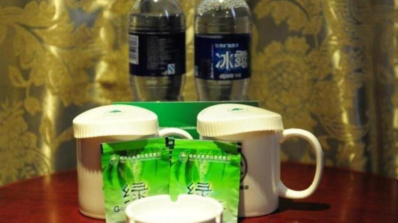 هتل Greentree Inn Ganzhou Sankang Temple Darunfa Express