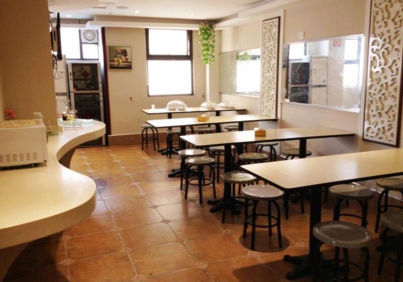 ホテル Greentree Inn Guangxi Nanning Jiangnan Wanda Plaza Tinghong Road Express