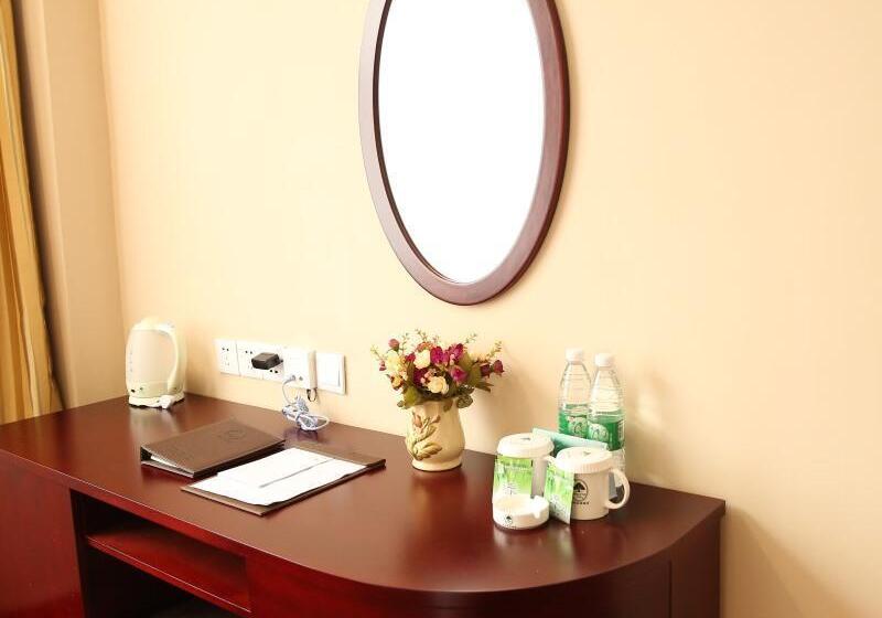 호텔 Greentree Inn Shandong Dezhou Kangbo Avenue Stadium Express