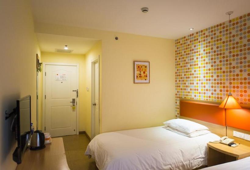 酒店 Home Inn Wuhan Hanyang Avenue Wangjiawan Metro Station