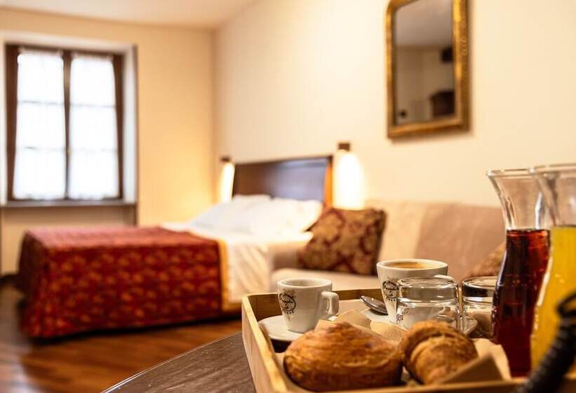 בית מלון כפרי Dimora San Secondo