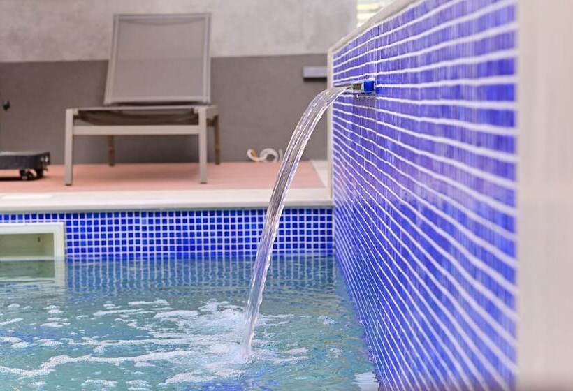 فندق Maltepe Luxury Accommodation