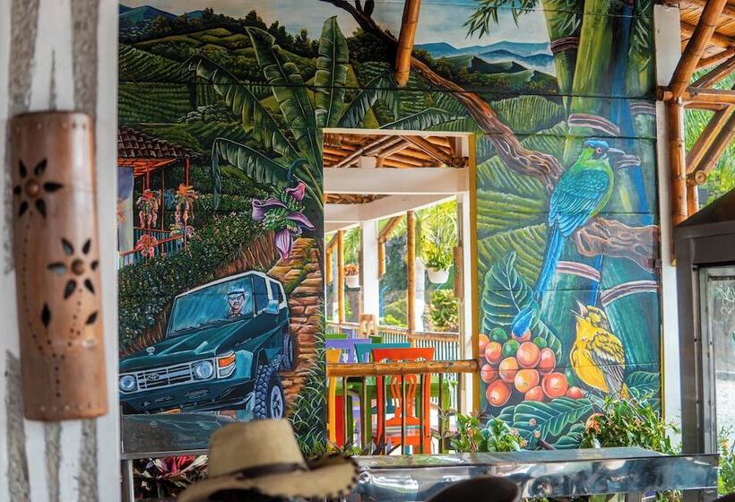 هتل Palmas De Santa Elena