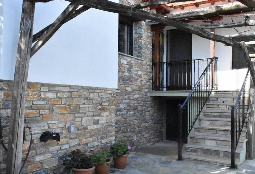 Ovrios Stone House Pelion
