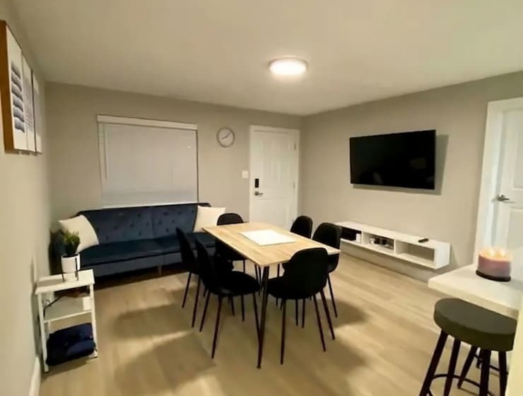 פנסיון Amazing House Relax Near Raymond Stadium