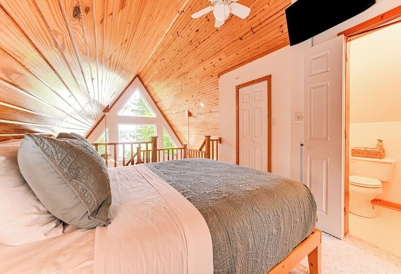 A Frame Cadiz Cabin On Lake Barkley W/ Boat Dock!