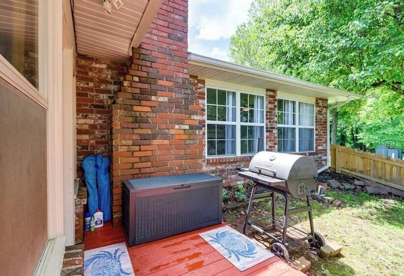 Beautiful War Eagle Cove Home: Walk To Beaver Lake