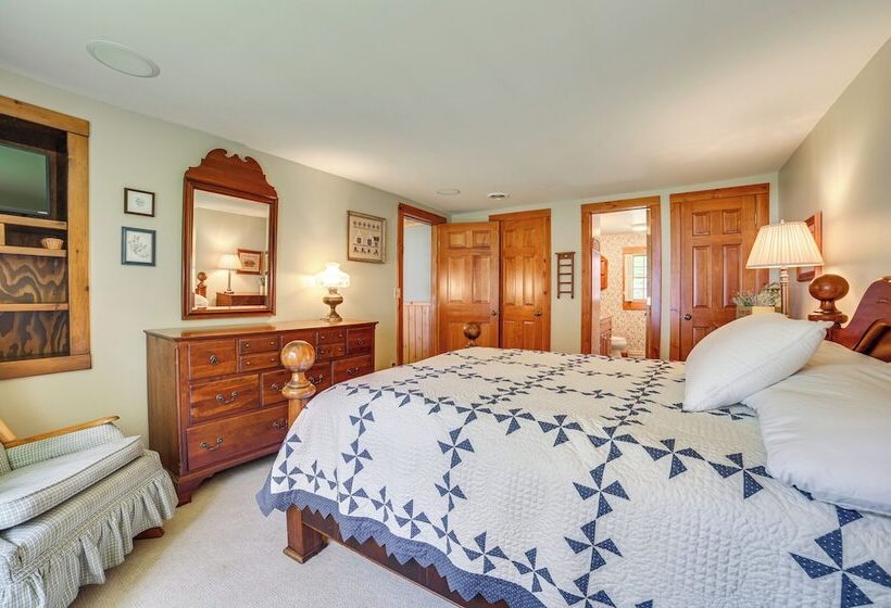 Cheboygan Home W/ Private Boat Dock On Burt Lake!