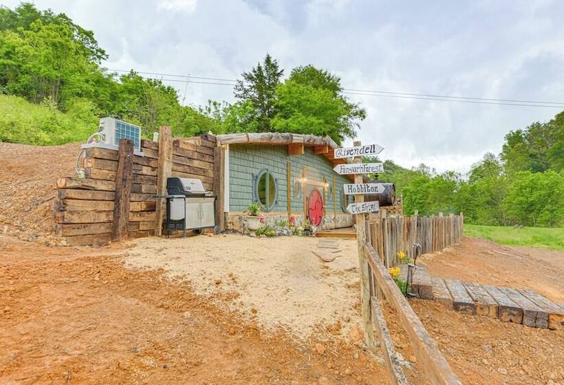 Hobbit Themed House On 6 Acres In Cosby