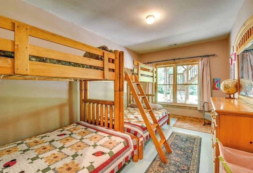 Dog Friendly Lavonia Home W/ Dock & Lake Access