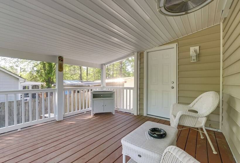 Durham Home W/ Screened Porch ~ 3 Mi To Downtown!