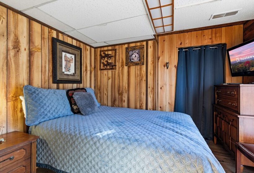 Hillbilly Highrise