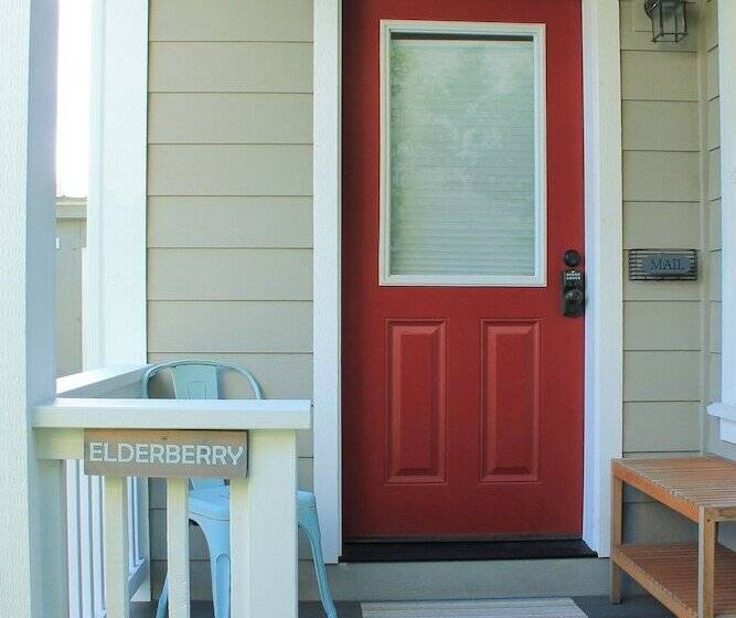 فندق فئة نجمة واحدة Pebble Cove Farm