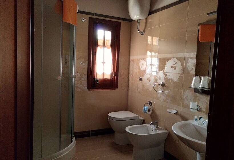 فندق ريفى Agriturismo Le Campanelle