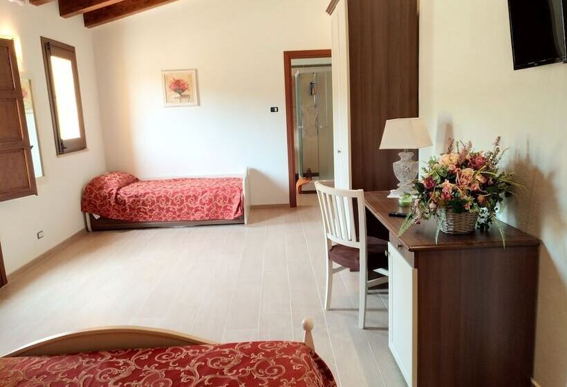 فندق ريفى Agriturismo Le Campanelle