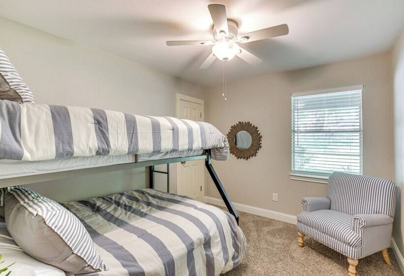 Private Dock & Fire Pit: Cedar Creek Reservoir Gem