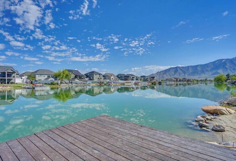 Lakefront Utah Home W/ Private Beach, Dock & Canoe