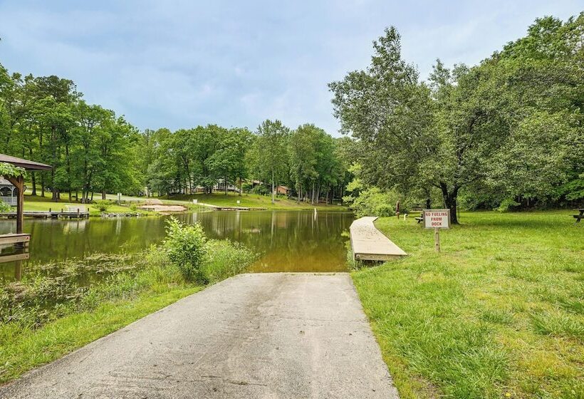 Mineral Cottage W/ Fire Pit: Steps To Lake Anna!