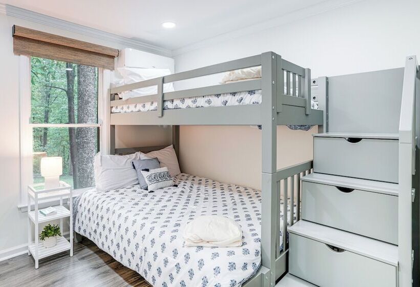 Mineral Cottage W/ Fire Pit: Steps To Lake Anna!