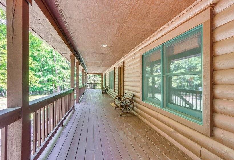 Rogers Cabin On 17 Acres W/ Wraparound Deck!