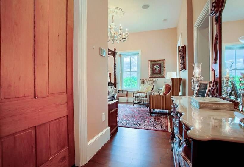 Stuart Manor Bed And Breakfast