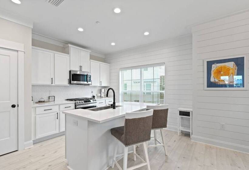 Summer Salt 24226 Pepper Lane