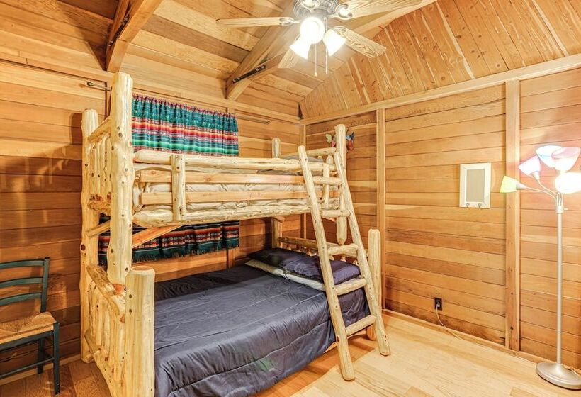 Tumbling Shoals Cabin < 1 Mi To Beaches & Boating!