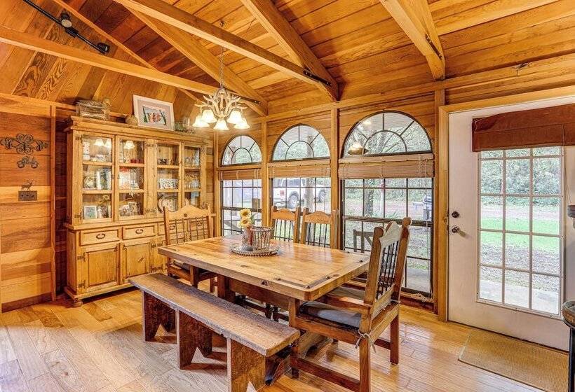 Tumbling Shoals Cabin < 1 Mi To Beaches & Boating!