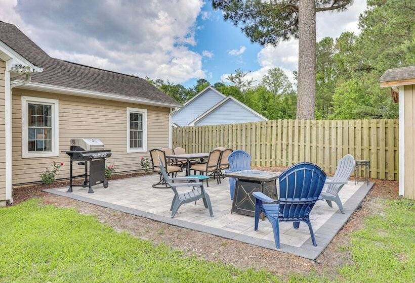 Wilmington Family Home: 6 Mi To Wrightsville Beach