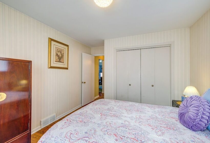 Charming Home   4 Mi To Euclid Creek Reservation