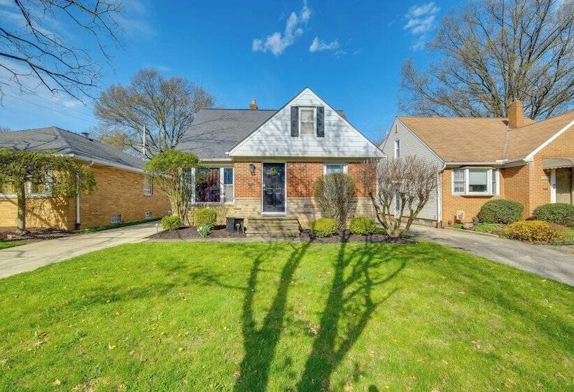 Charming Home   4 Mi To Euclid Creek Reservation