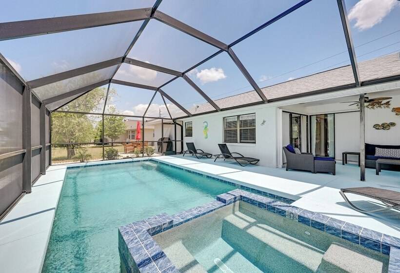 Englewood Home W/ Saltwater Pool: 6 Mi To Beach!