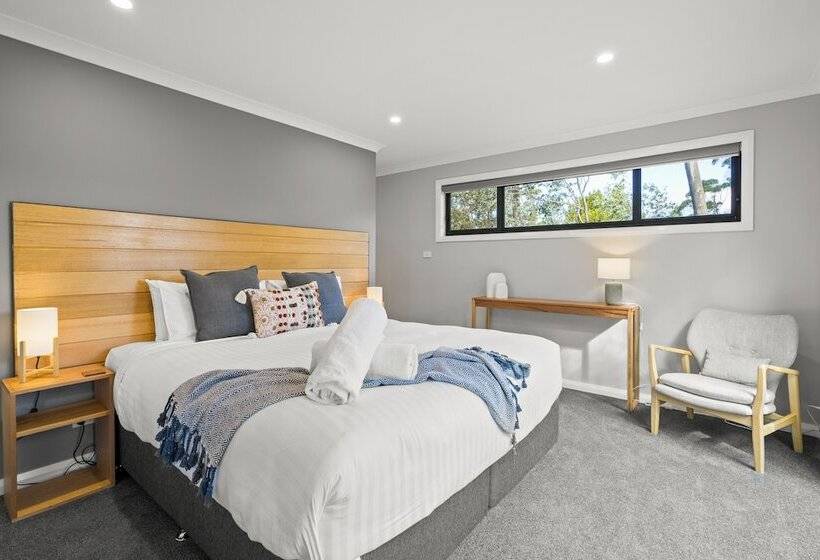 Herlihys On Huon   Cabin 2