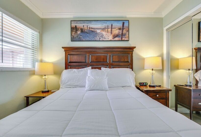 Hollywood Apartment, 5 Mi To Hard Rock Stadium!