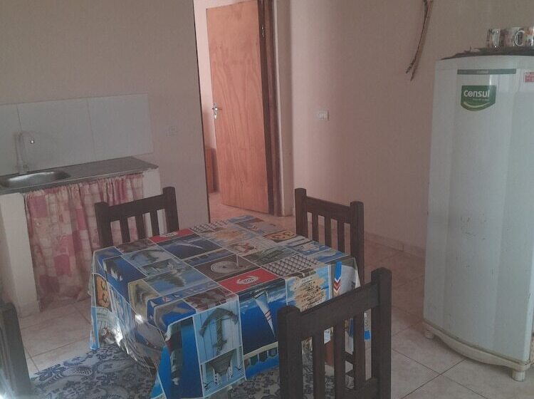 مسافرخانه Valeria