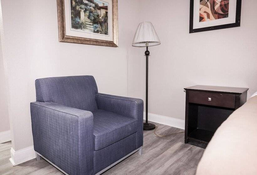 酒店 Riverside Inn And Suites