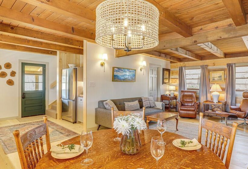 Mars Hill Log Cabin W/ Fire Pit & Resort Amenities