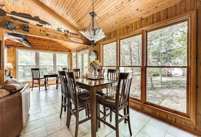 Pet Friendly Branson Gem: Walk To Table Rock Lake