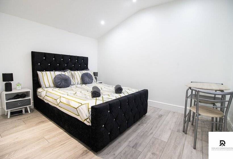 Резиденция 2 Bed Near The O2 Arena & Excel & Free Parking
