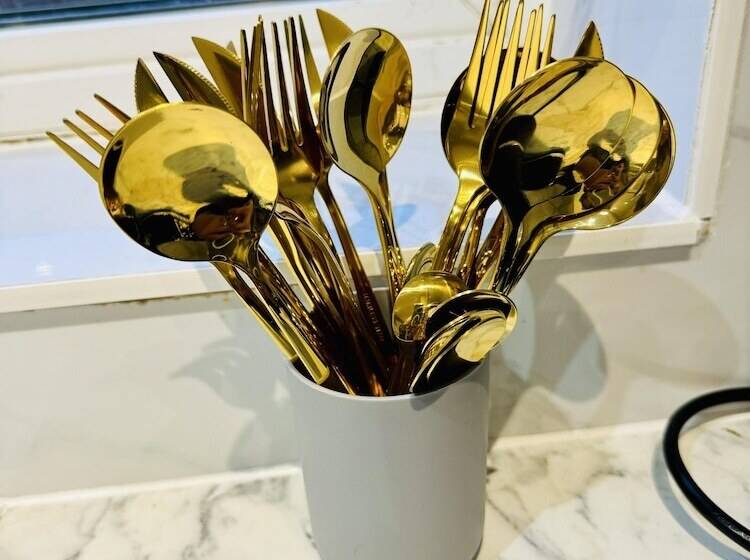 اقامتگاه 4 Bedrooms Full House Stourbridge Birmingham