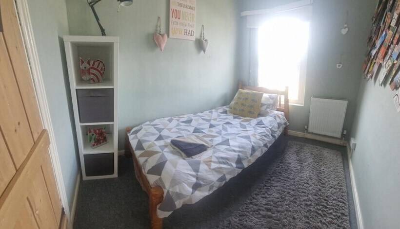 レジデンス 3br Sleeps6 Petsok Off Road Parking Garden