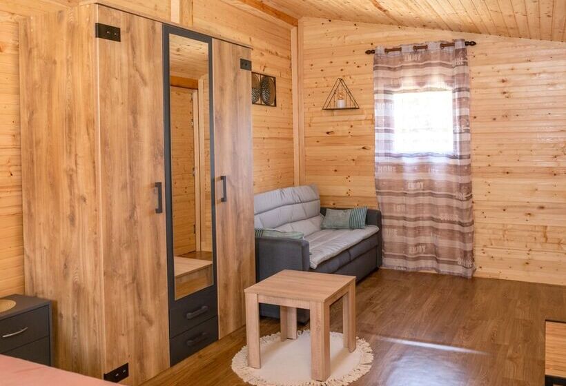 Robinzonski Kamp Hofman