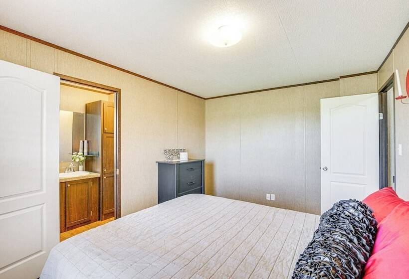 Secluded Texas Countryside Retreat Near Abilene