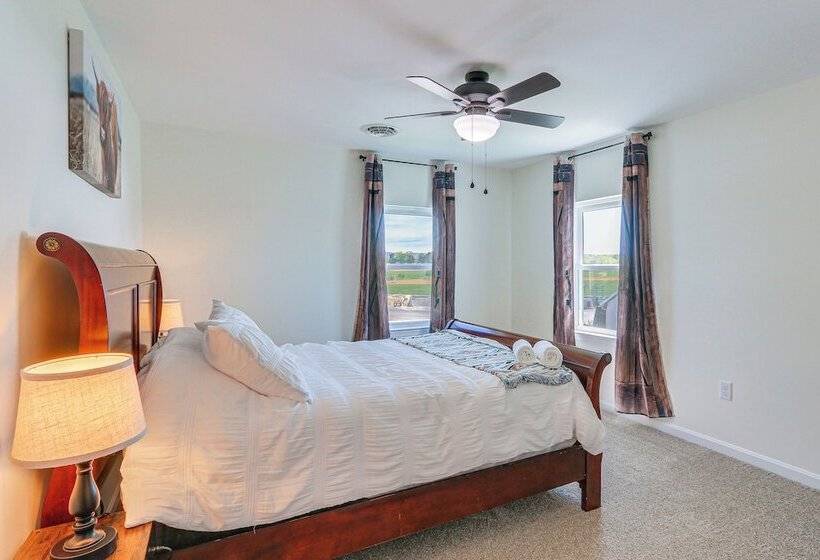 Spacious Shippensburg Home, Close To Museums!