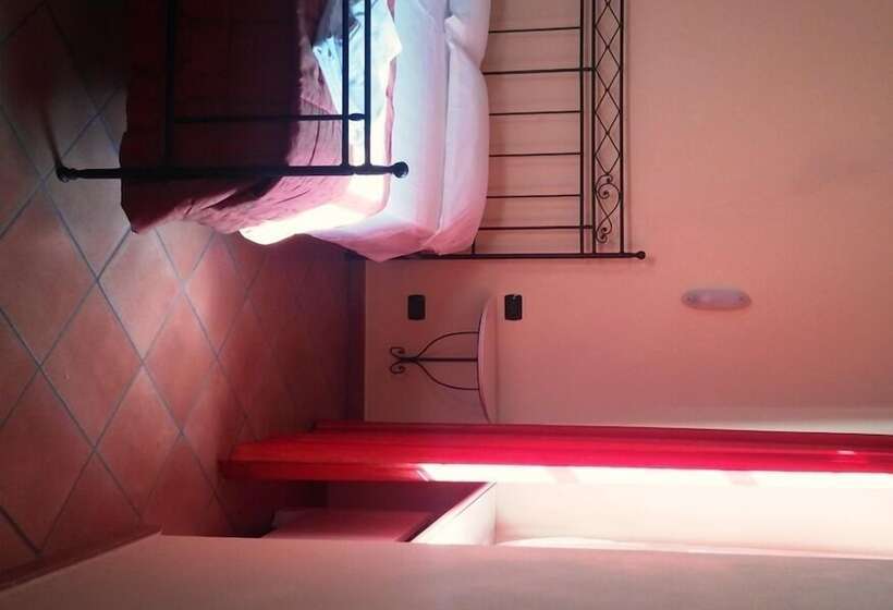 فندق Il Castello Di Bubbio