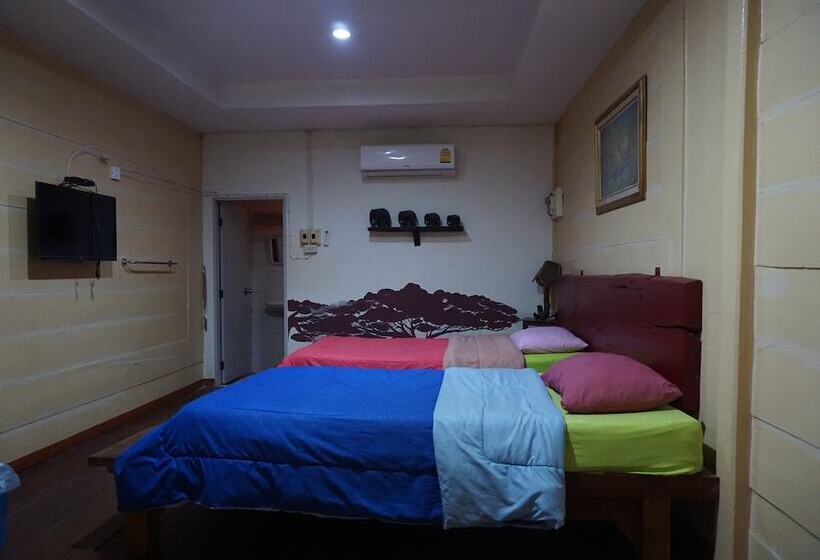 ホテル Innlhong Home Lampang
