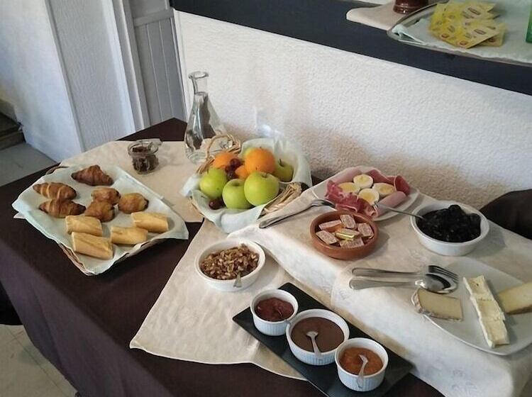 فندق L Auberge Du Drot